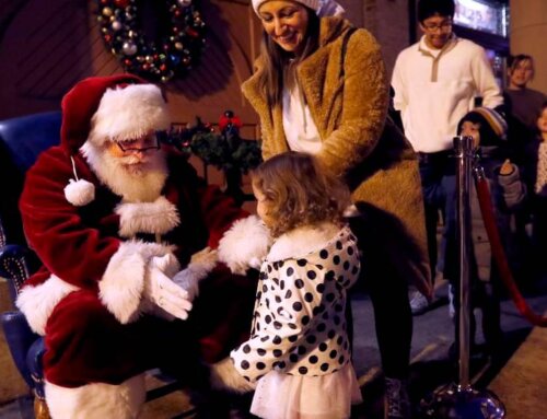 Santa shortage in northern Illinois comes as more step away from profession over health, security concerns